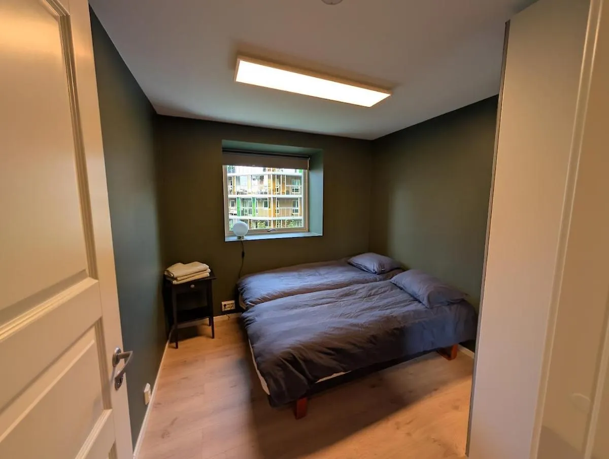 Spacious and modern 4-room apartment, Bergen 0*,
